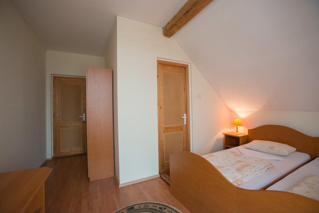 Hotel Beluci Panzio Odorheiu Secuiesc Exteriér fotografie
